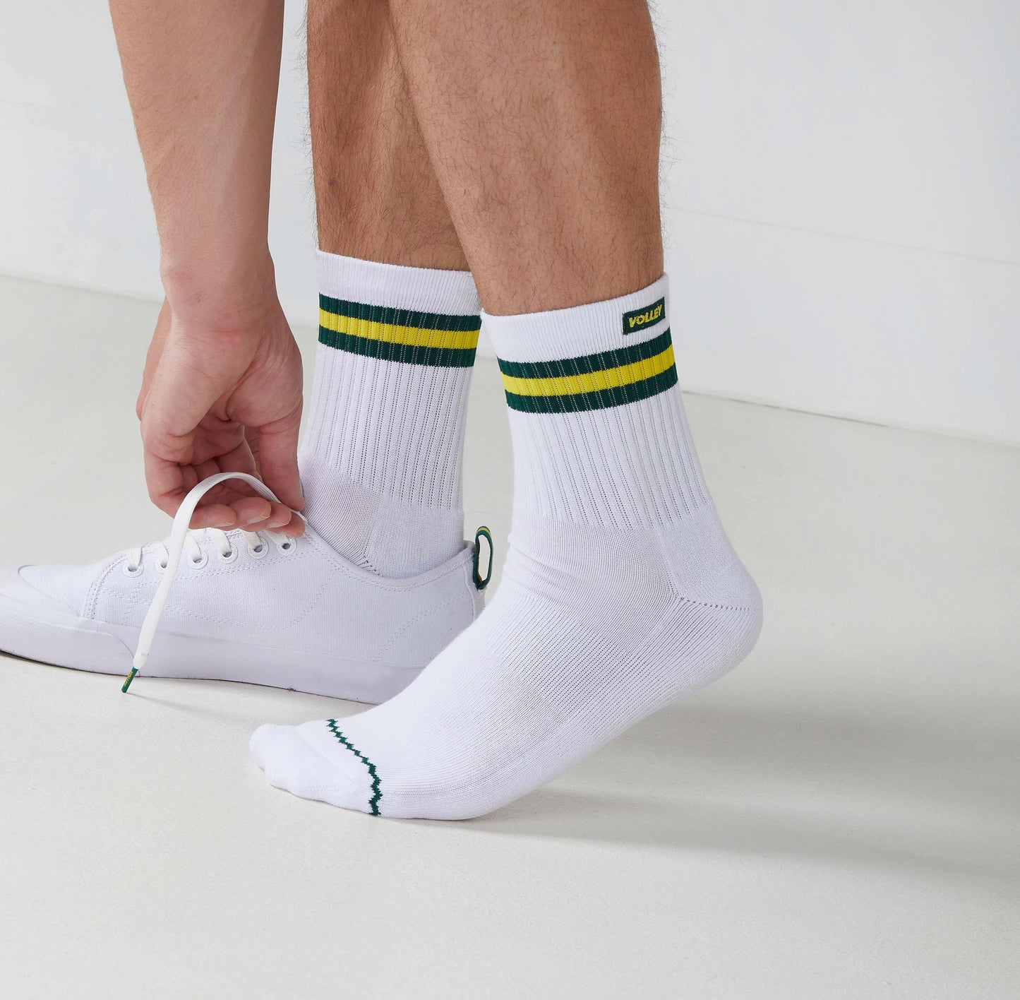 WHITE/GREEN/GOLD
